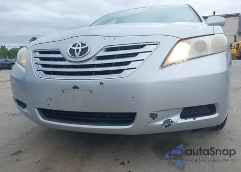 2007 Toyota Camry Ce/Le/Se/Xle z USA, uszkodzony, nr VIN 4T1BE46K27U595278